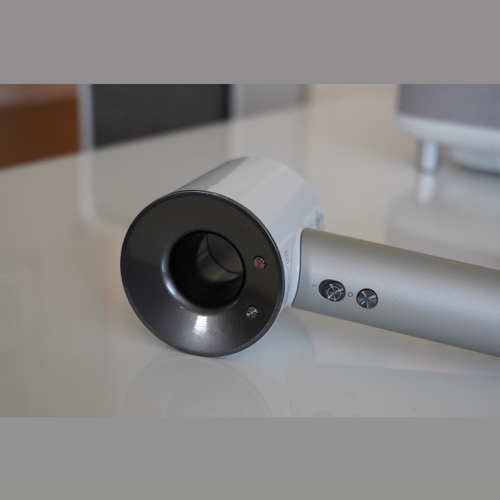 Dyson Supersonic™ Hair Dryer + 4 attachments